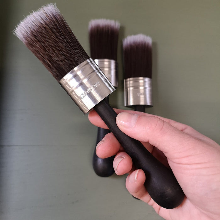 S30 Short Handle Small Paint Brush | Cling On! - Piglet's Closet