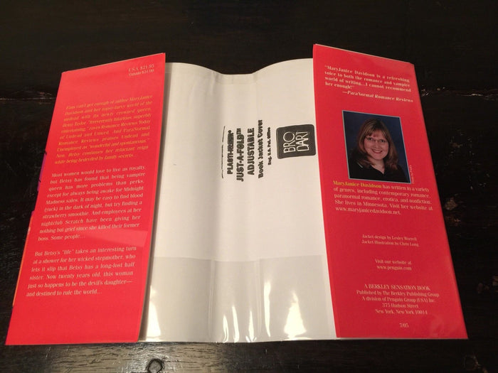 UNDEAD AND UNAPPRECIATED Mary J. Davidson 1st/1st – 2005, HC/DJ SIGNED + MINT!
